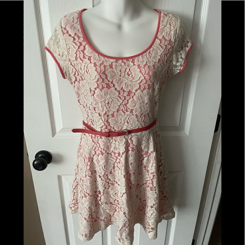 Lauren Conrad belted lace short sleeve dress